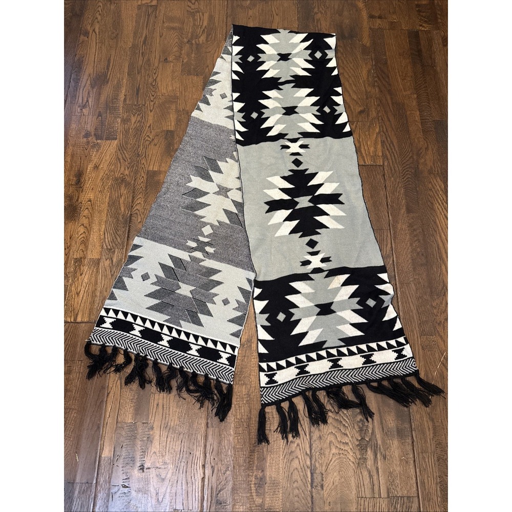 Native Northwest 100% Viscose 36" X 28" Vintage Large Lightweight Wrap Scarf